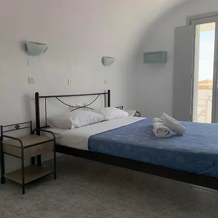 M.g. & Apts פריסה