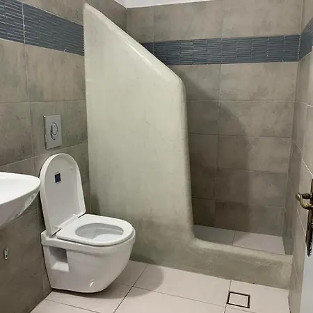 Hotel M.g. & Apts 2*